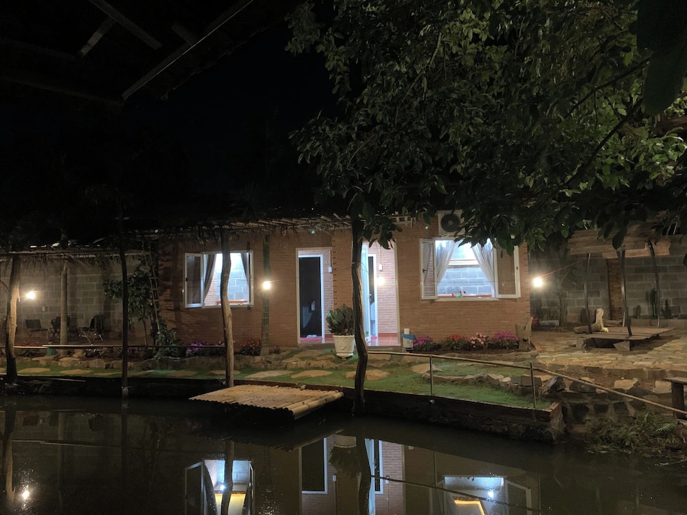 Suoi Xanh Garden