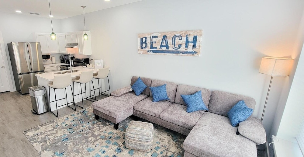 Villas De Laguna 4 3 Bedroom Townhouse