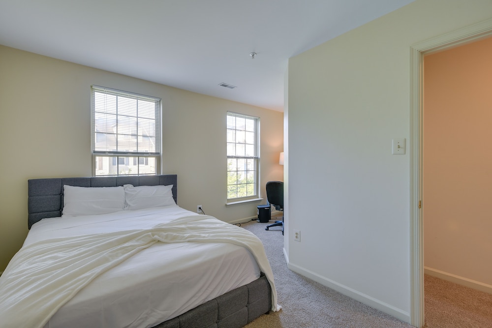 Owings Mills Townhouse: 8 Mi to Liberty Reservoir! - Property Image 27