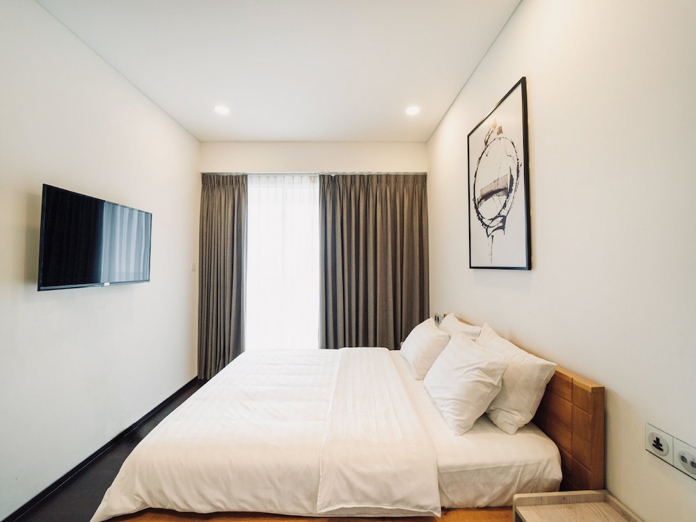 Serenity Luxury Private Pool Villas - Free One Way Airport Shuttle