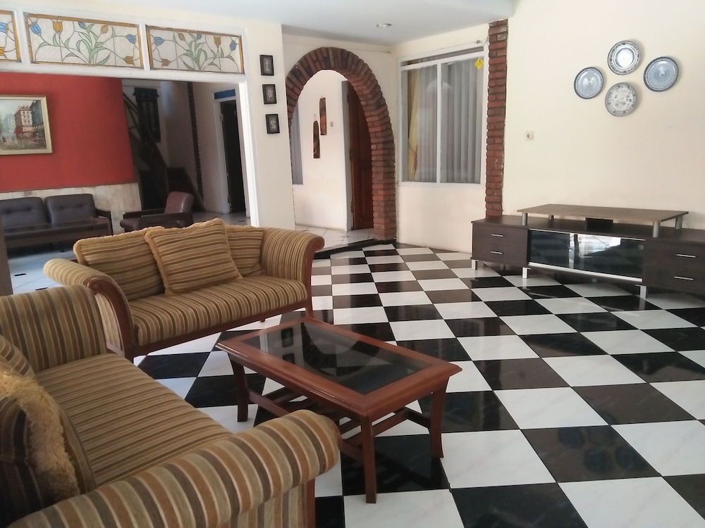 Hotel Alamanda Garut