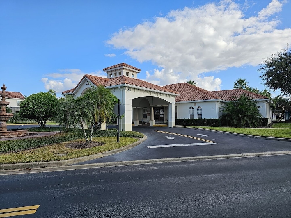 Th211bd Tuscan Hills 4 Bed 4 Bedroom Home