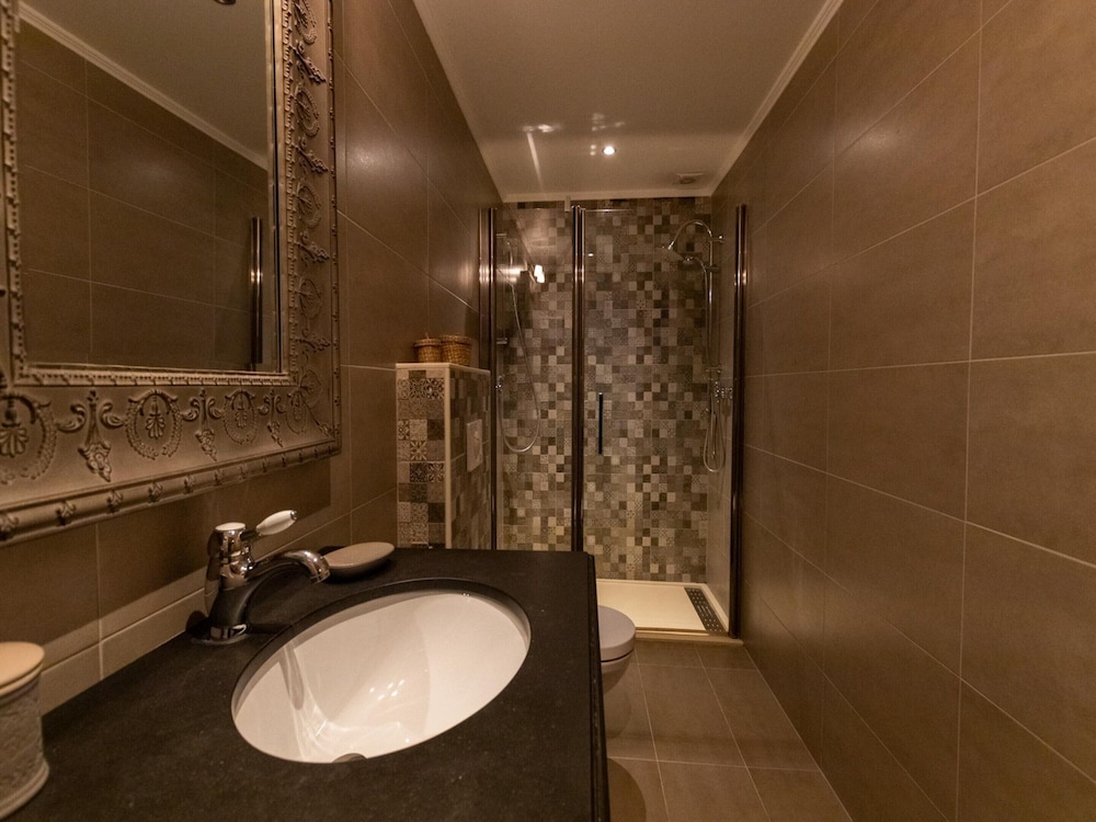 Villa in Coo With Indoor Pool & Near Waterfalls