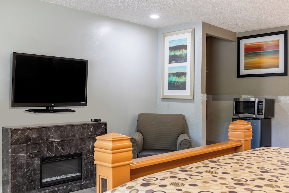 Motel 6 – Aberdeen, WA view 4