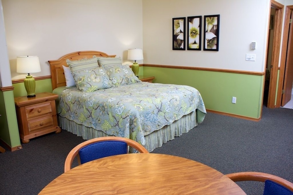Bay Breeze Resort