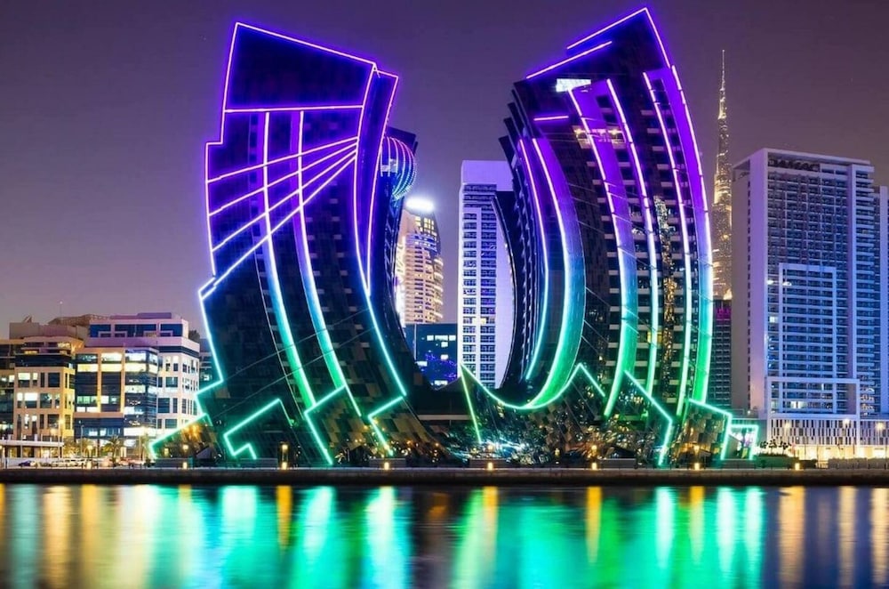 GLOBALSTAY. J One Tower Apartments