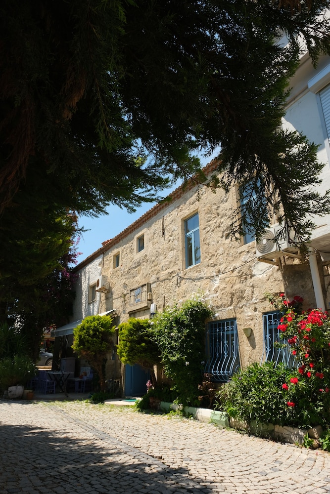 Radika Hotel