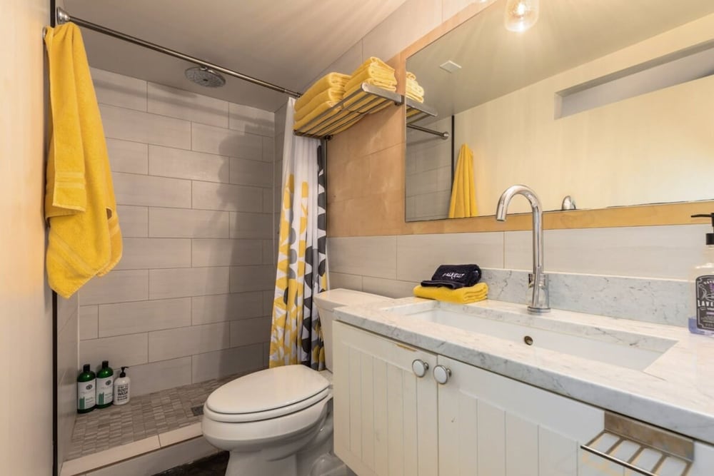 Coronado Casita - Mins to DT Airport Hospitals