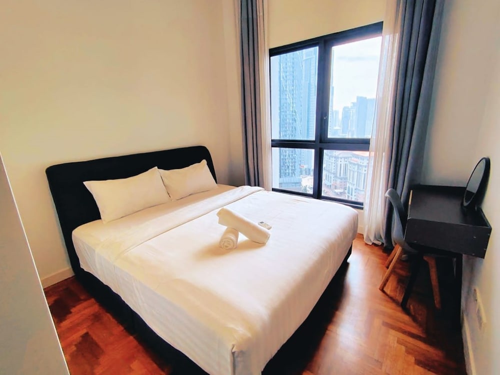 The Mews KLCC By Service Apartment