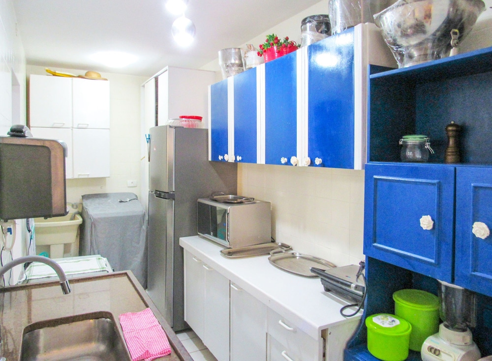 Apartamento a 70m da Praia de Pitangueiras SP