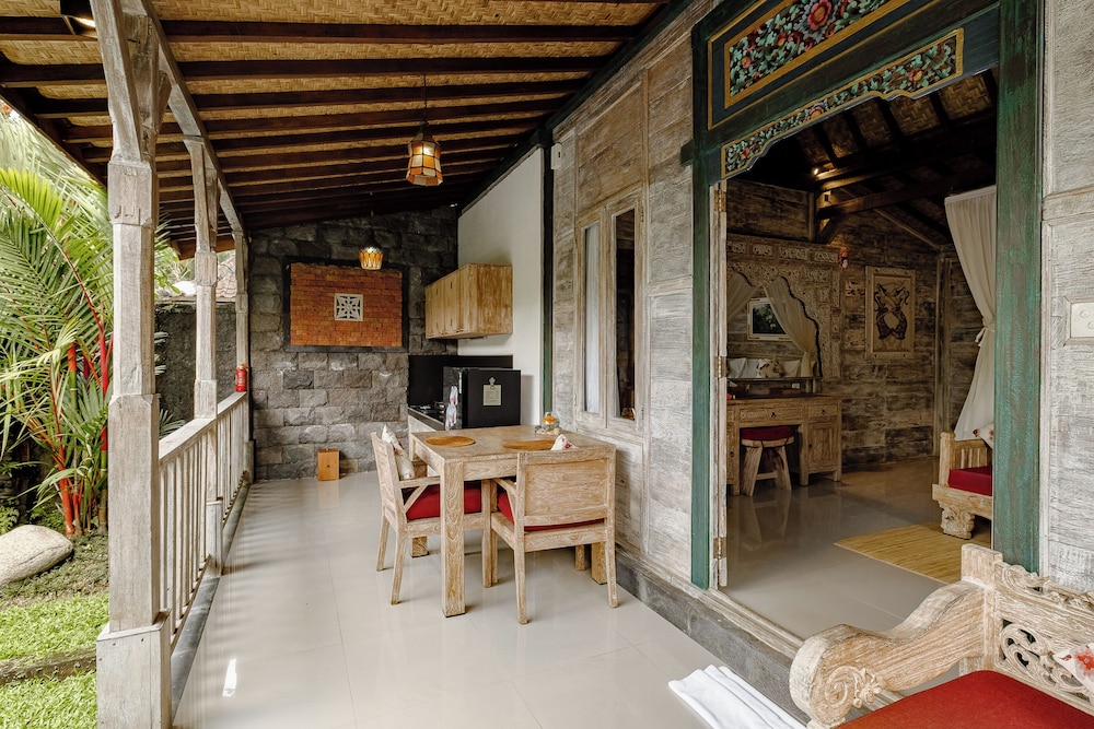 Kumala Ubud Villa