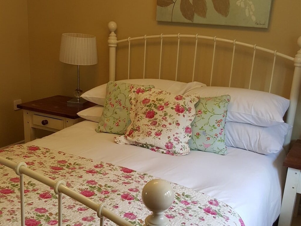 Shepton Mallet Vacations - The Natterjack Inn - Property Image 1
