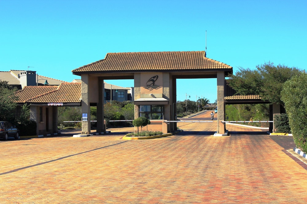Moda Rossi, Langebaan 8-sleeper
