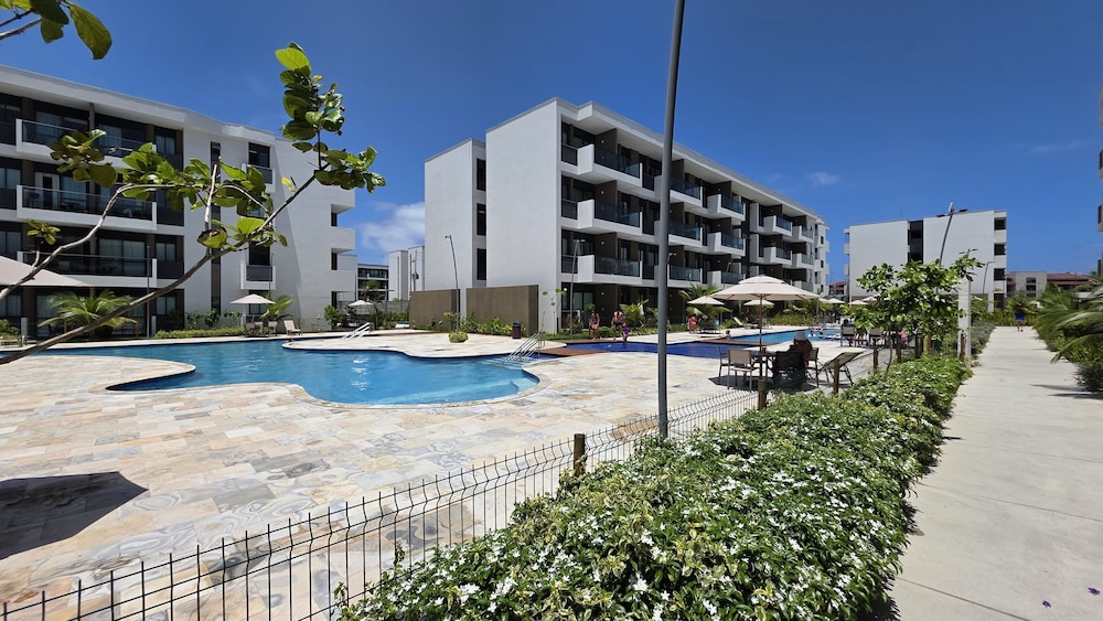 Makia Beach Muro Alto 220B by La Playa