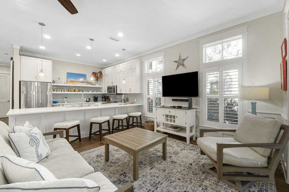 Magnolia Cottages by the Sea by Panhandle Getaways