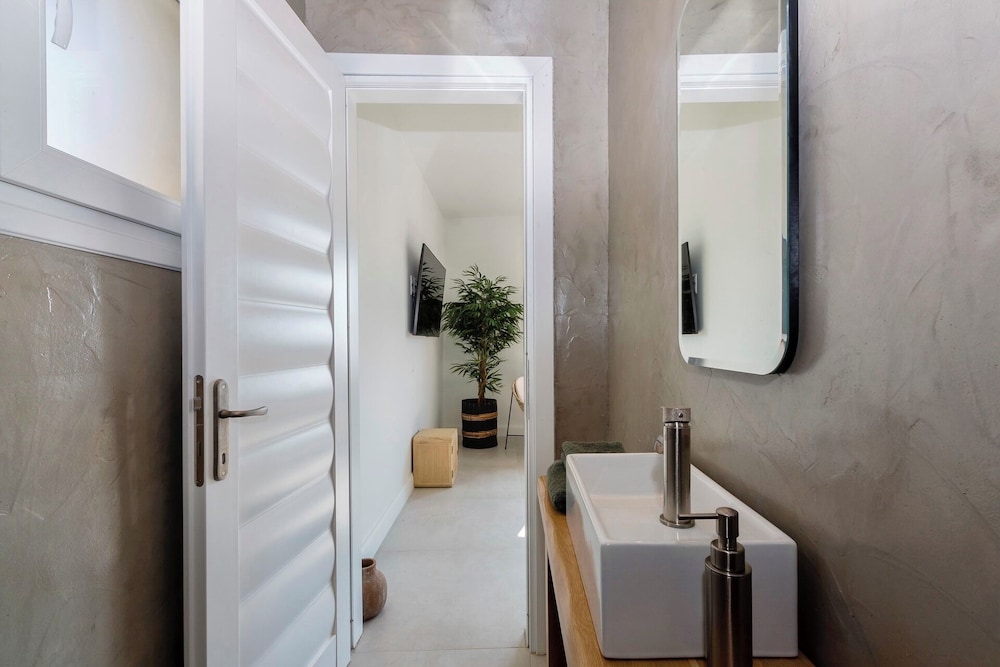 Anaera Luxury Apartment