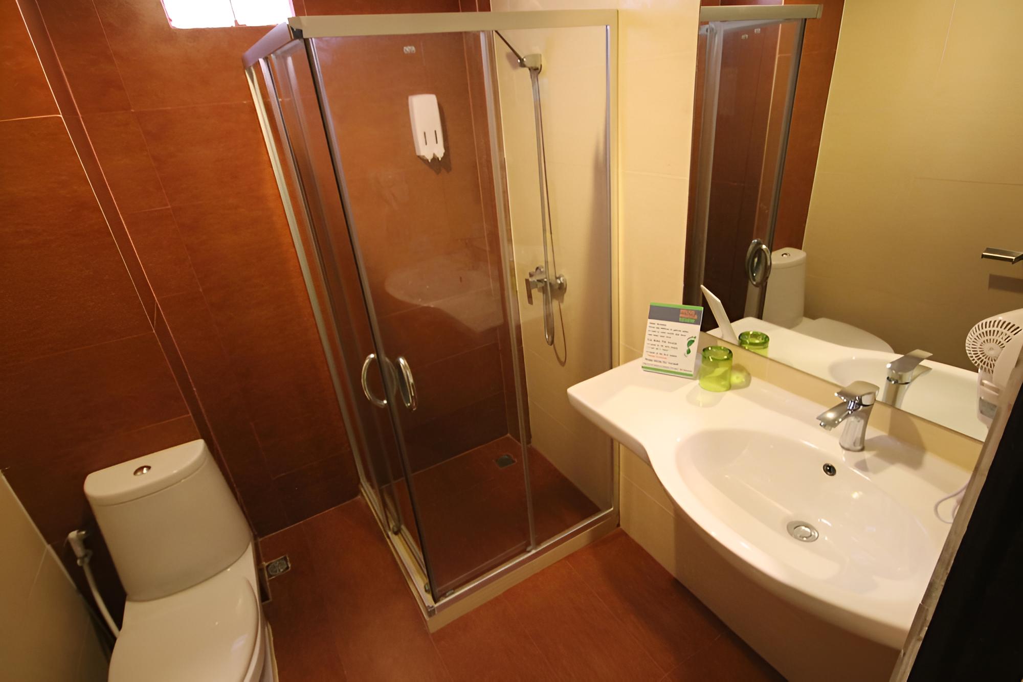 Silver Sand Suites