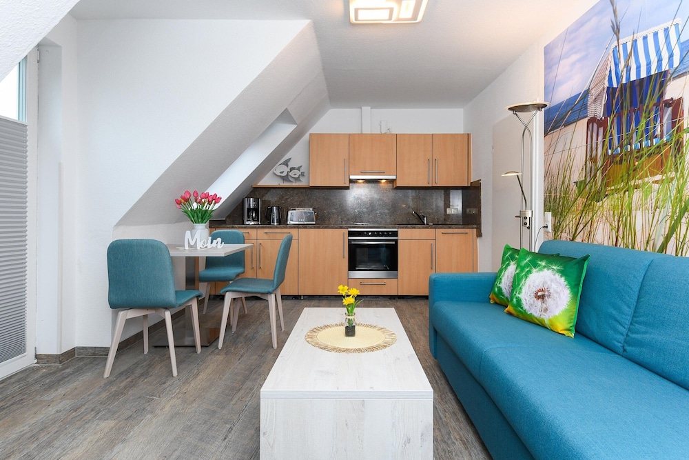 Helle Ferienwohnung fur Zwei Personen in Bensersiel
