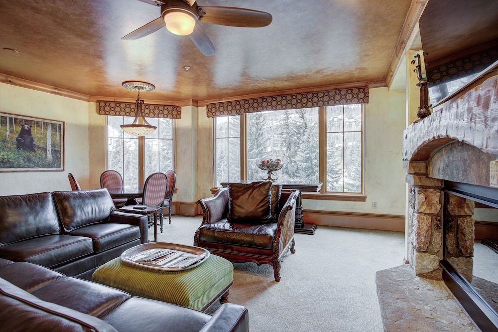 Beautiful Mountain View 2br Condo - Ski-in/out 2 Bedroom Condo