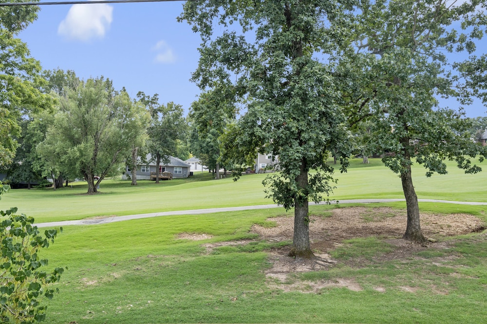 Branson Sweet Retreat - 2 BDR