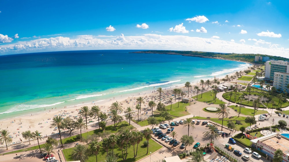 Hotel CM Castell de Mar Hotel - Image 1