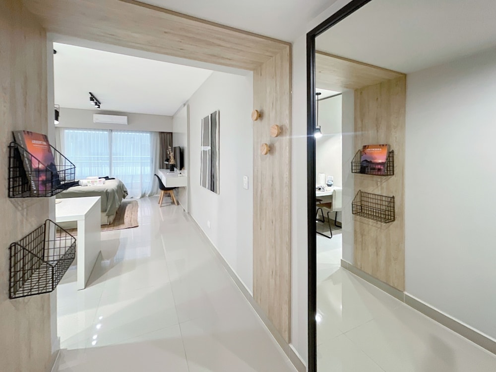 Ayres Suites Moreno