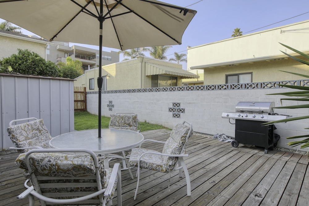 369 Stimson 3 Bedroom Home by Redawning view 2