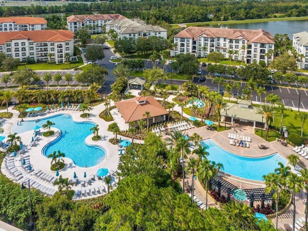 Vista Cay Swanky