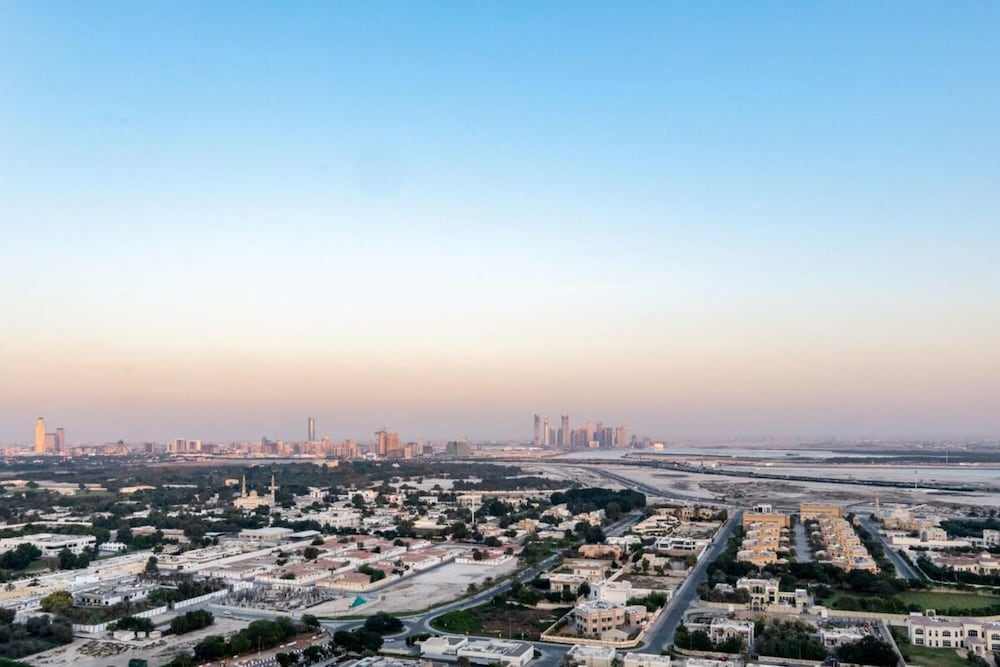 Silkhaus Spacious Near Dubai Mall Balcony Views