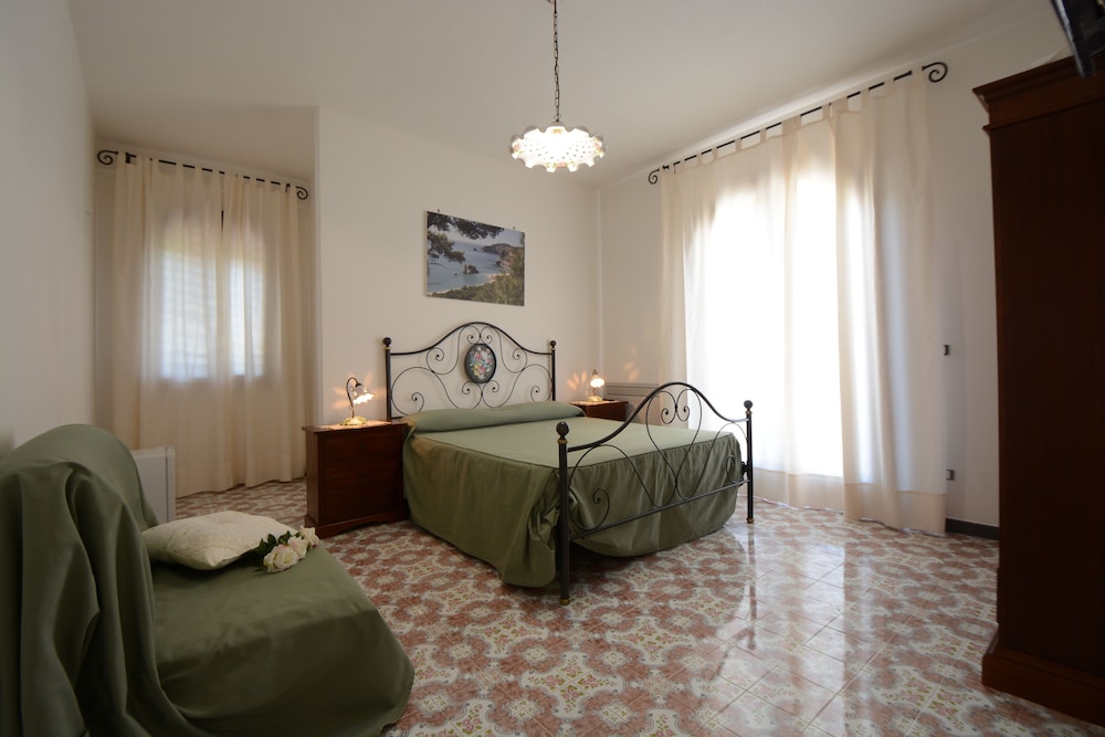 Il Paradiso di Hyele