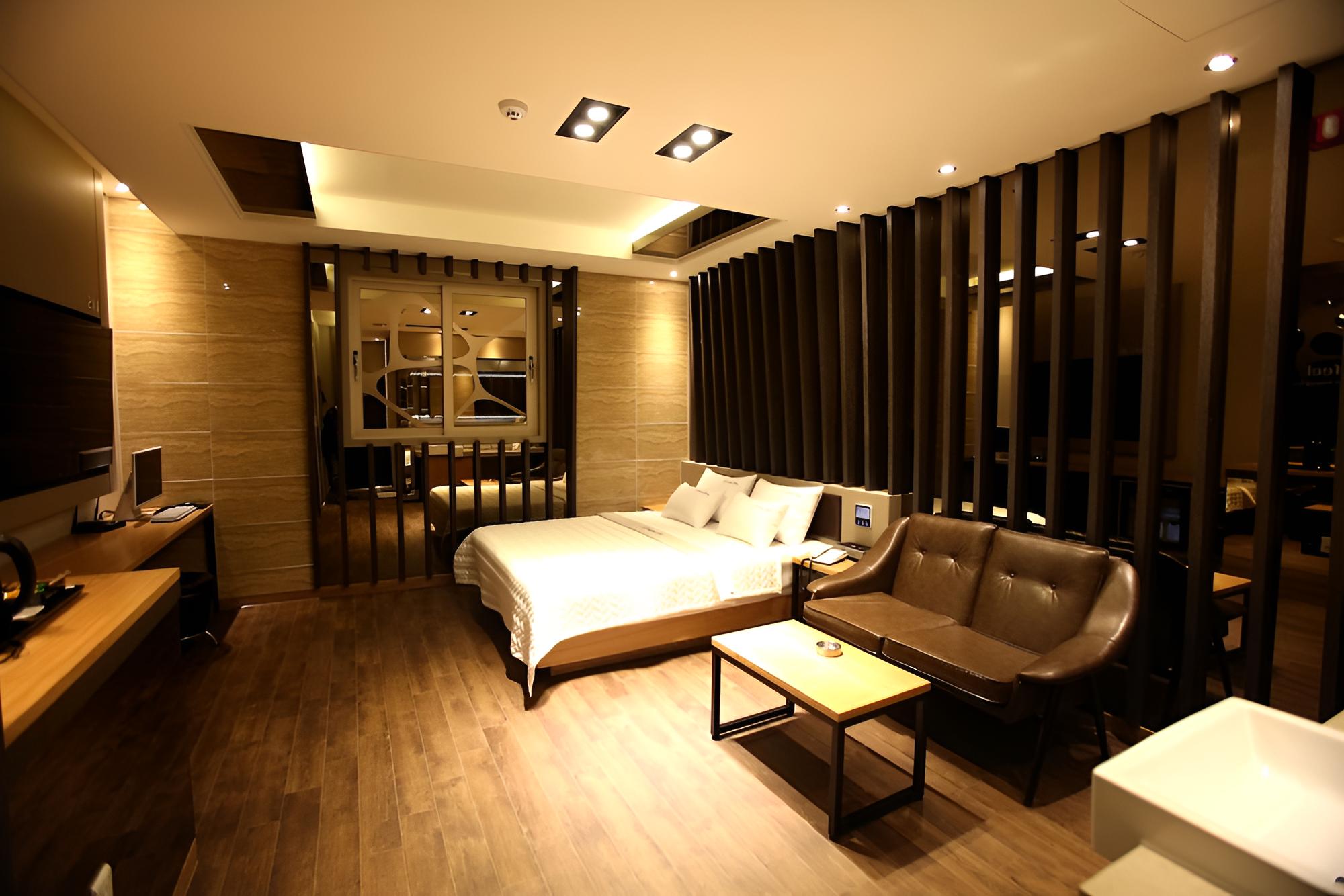 Gyeongju Yolo Unmanned Hotel