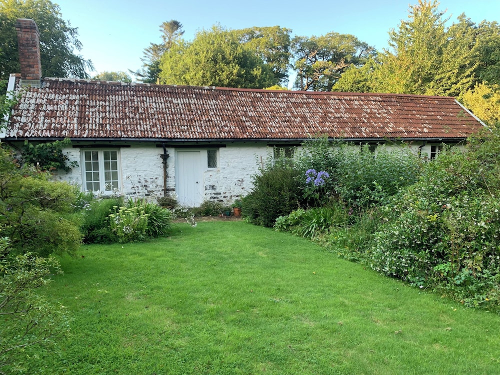 Laundry Cottage