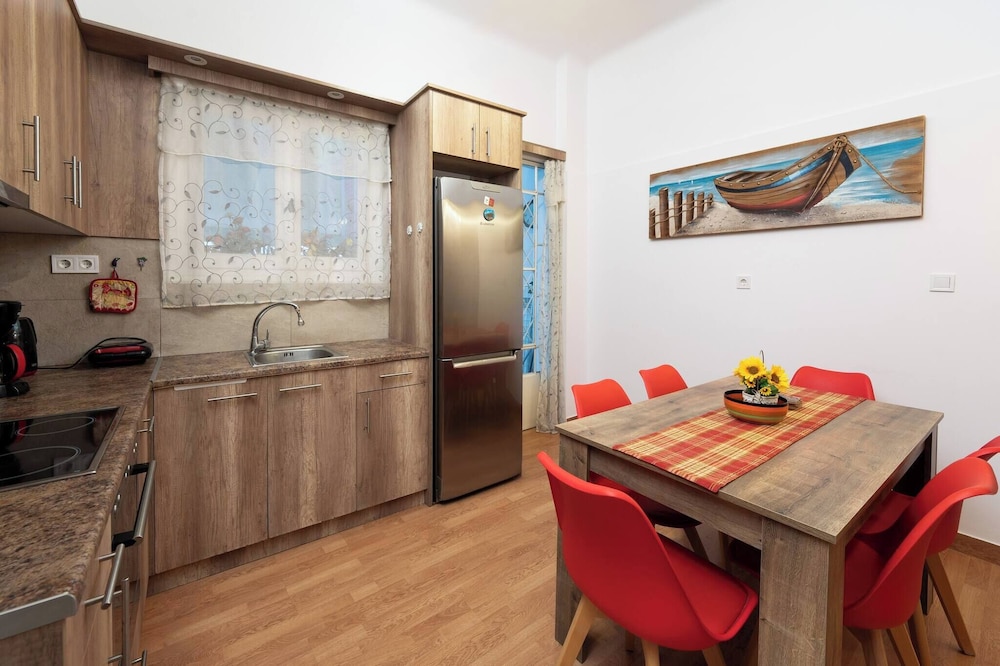 Acropolis Lux Retreat Apartment