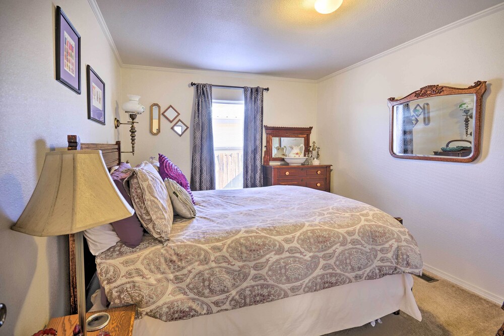 Peaceful Portales Escape w/ Patio & Grill! view 3