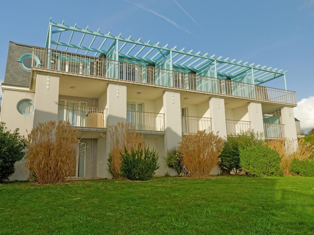 Apartment in Audierne Near Trescadec Beach