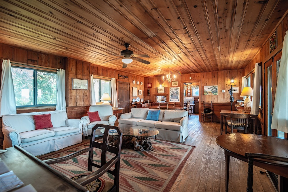 Lachicotte Vacation Rentals