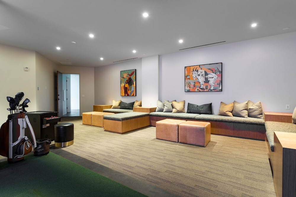 One Empire Pass Lodge at Deer Valley Resort - Three Bedroom Residence #404 3 Condo