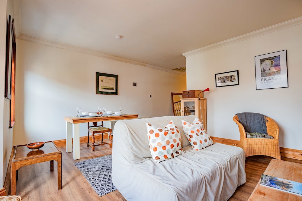 Host Stay Wellington Apartment
