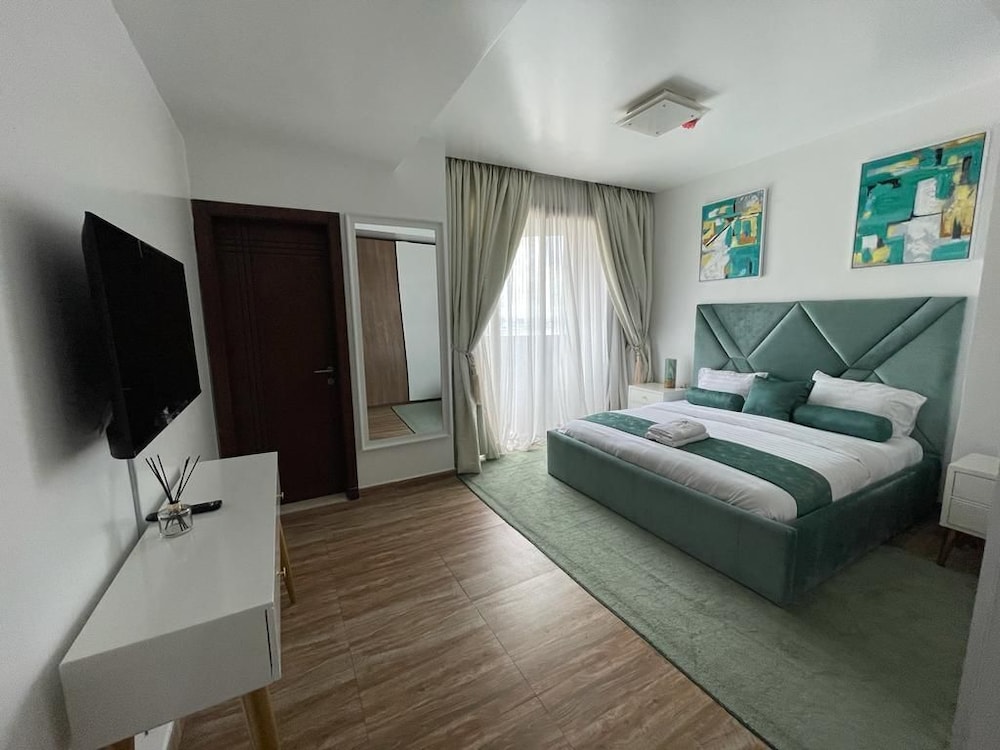 2beroom Apartments in Eko Atlantic City