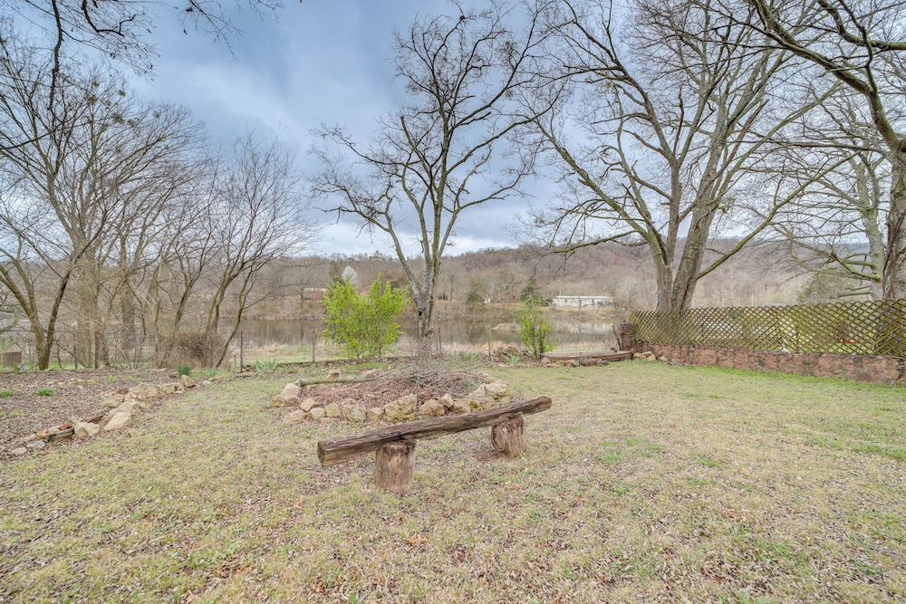 Historic Cabin w/ Yard: 1 Mi to Lake Spavinaw! view 2