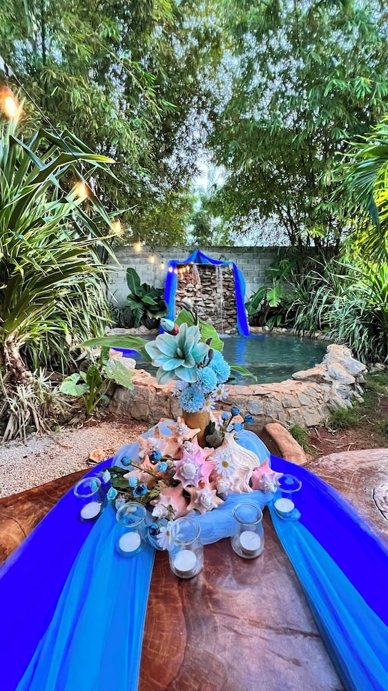 CHALET TROPICAL Hotel & Restaurant-Pizzeria