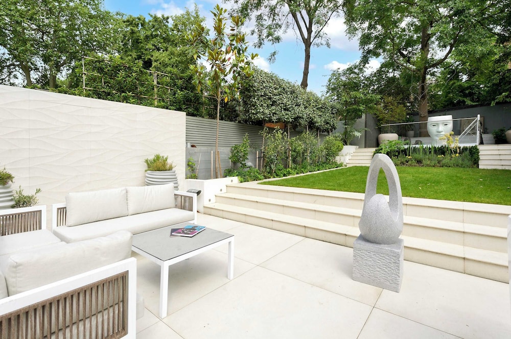 7bed Notting Hill W/garden, Games Room & Parking