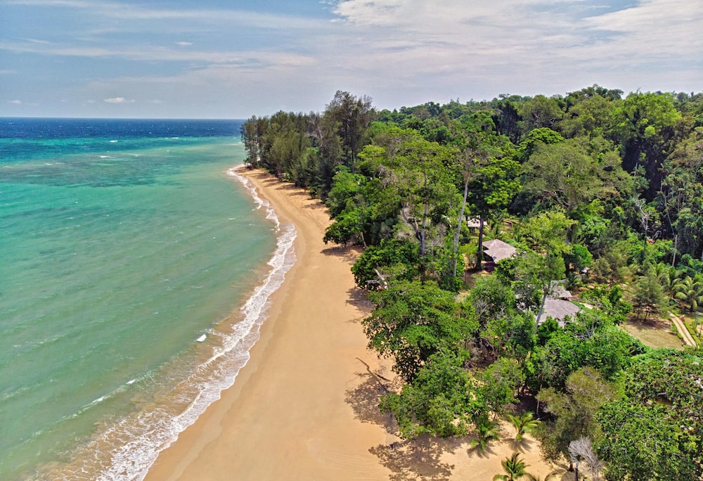 Borneo Eagle Resort