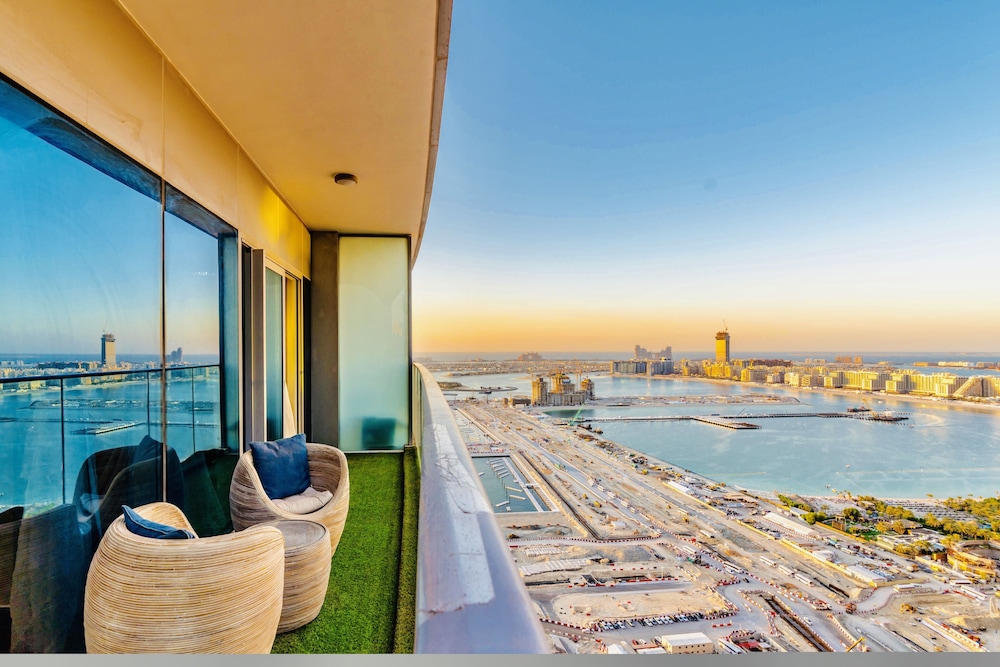 DAMAC Heights by Fendi Casa