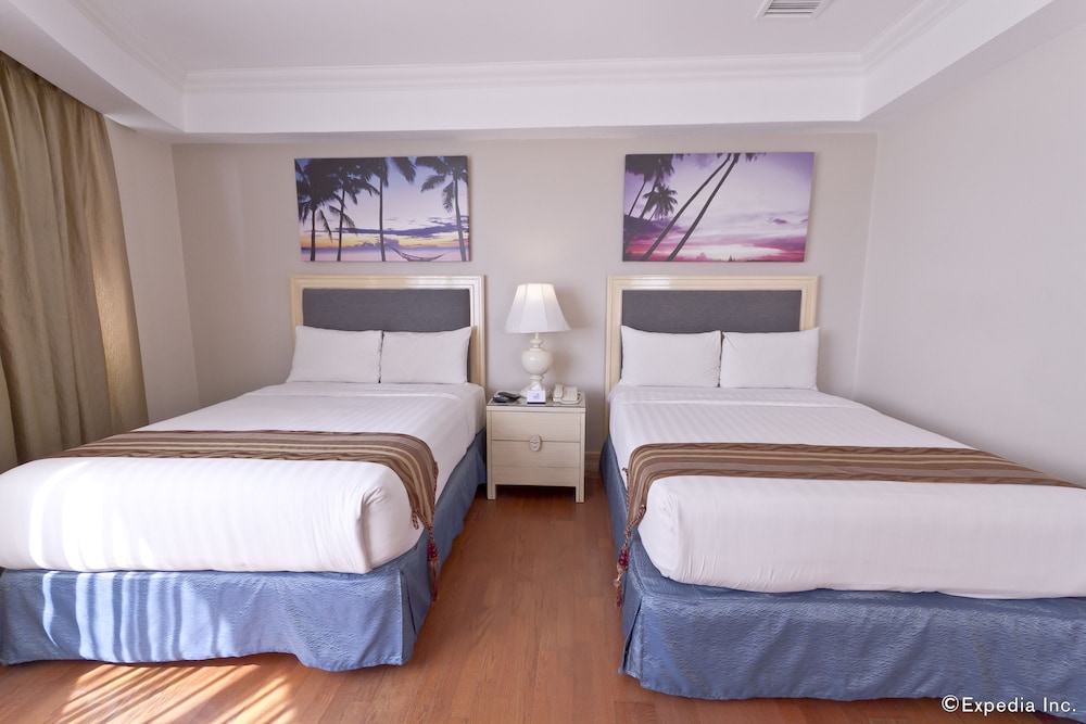 Cebu Vacations - Crown Regency Hotel and Towers - Property Image 7