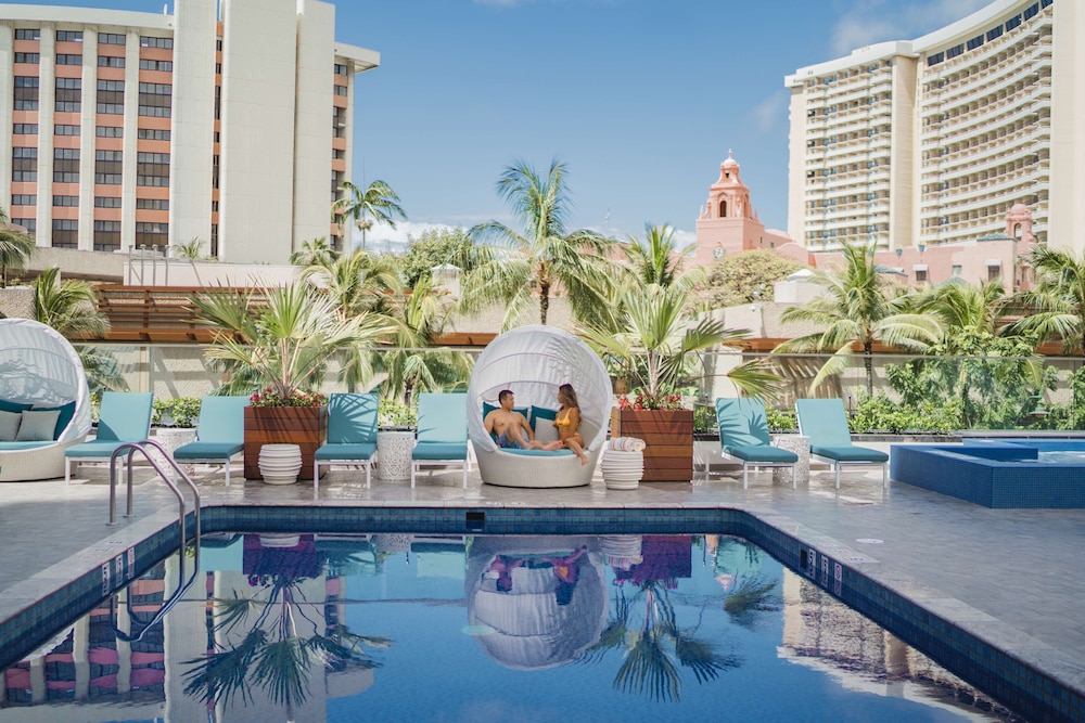 OUTRIGGER Waikiki Beachcomber Hotel 1