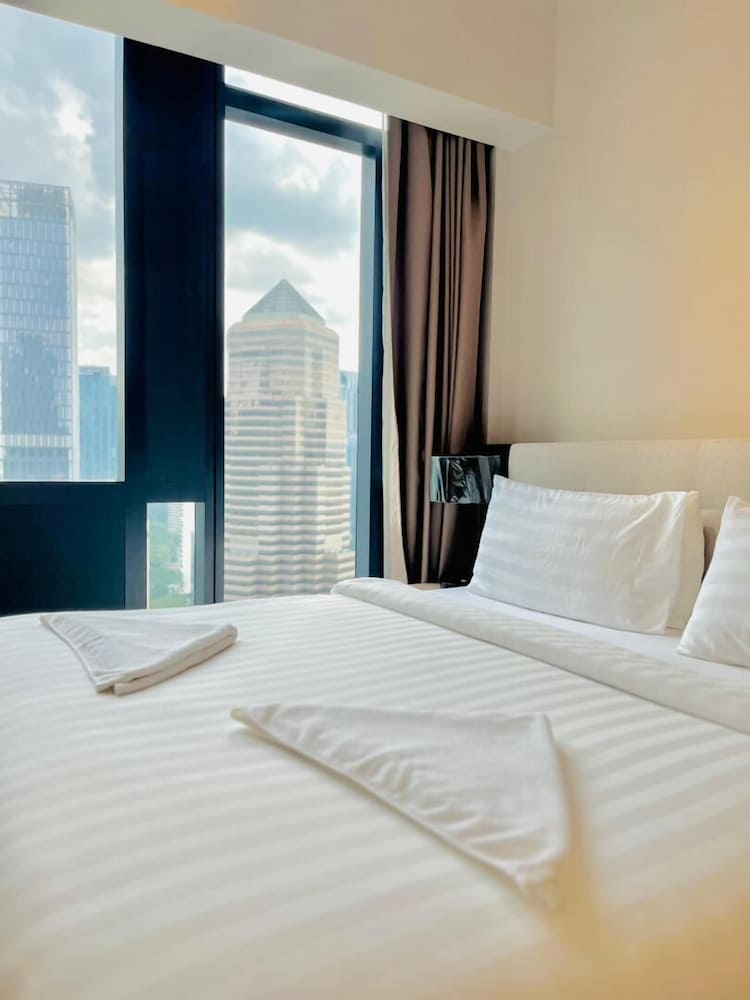 KL Peaceful Suites At KLCC