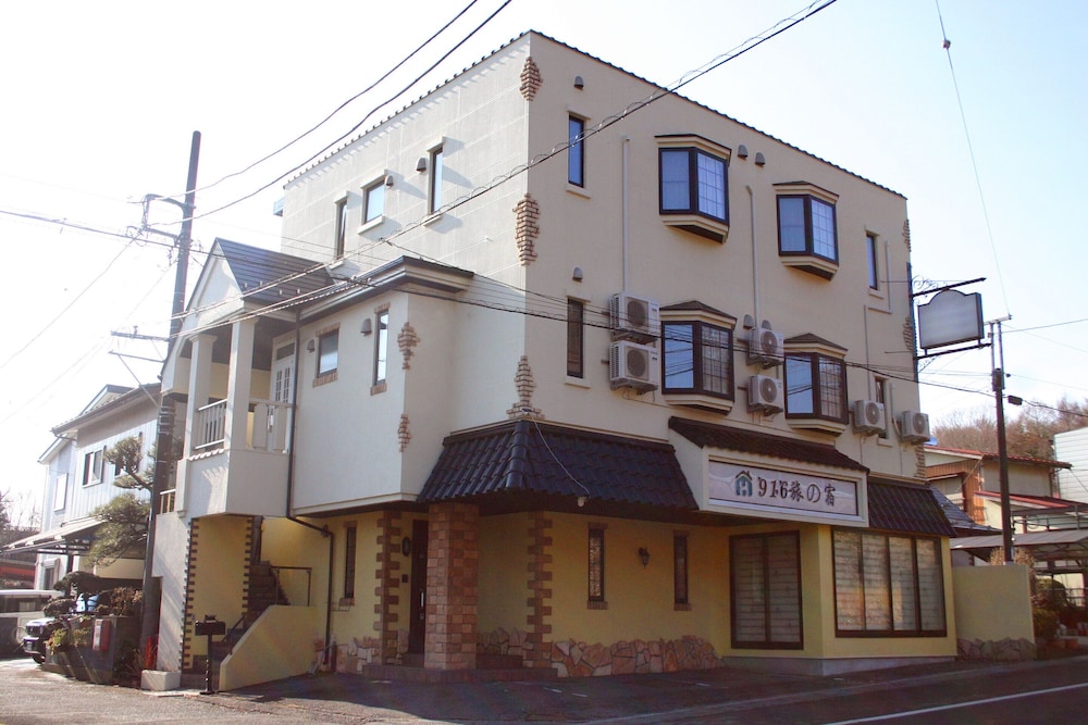 916 Travel Inn