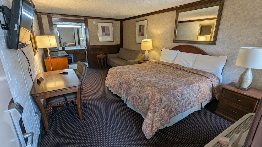 Edelweiss Inn And Suites