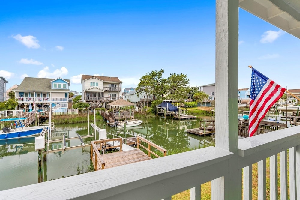 The Marlin House / 143 Marlin Drive 3 Bedroom Home